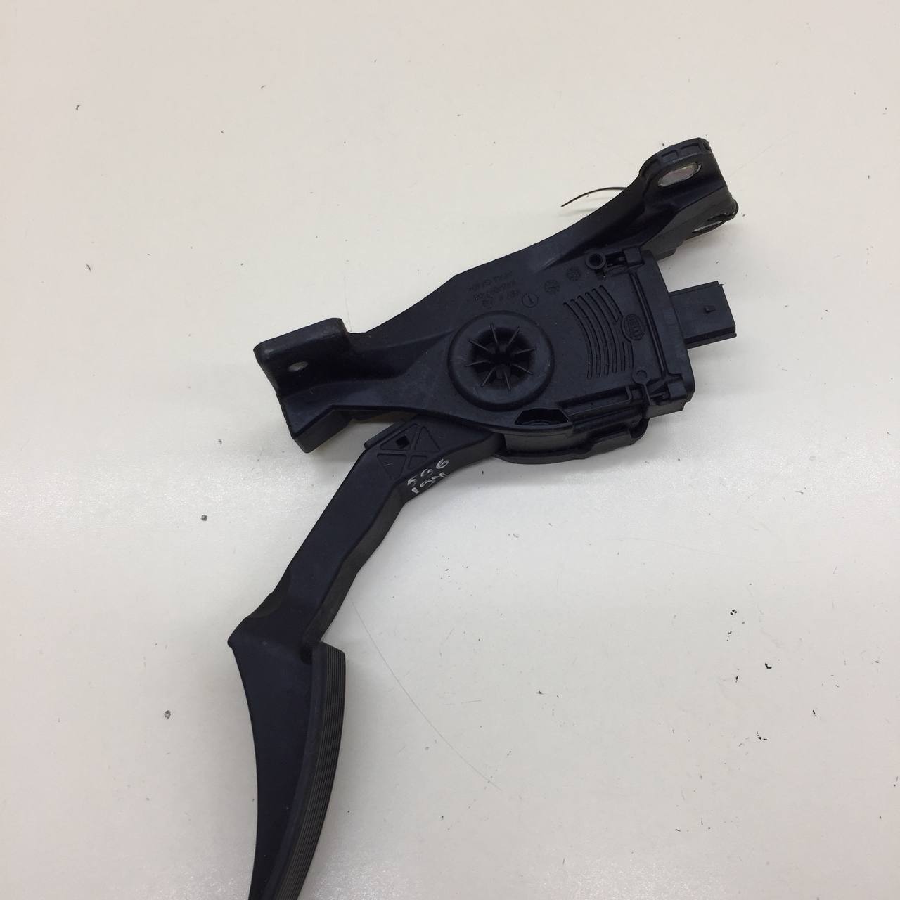 Педаль газа Jeep Grand Cherokee (WK2) 2010>