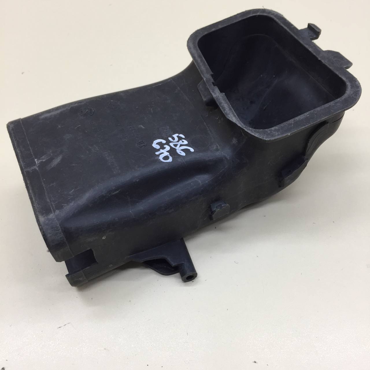 Воздуховод BMW 7-Series F01,F02  2008-2015
