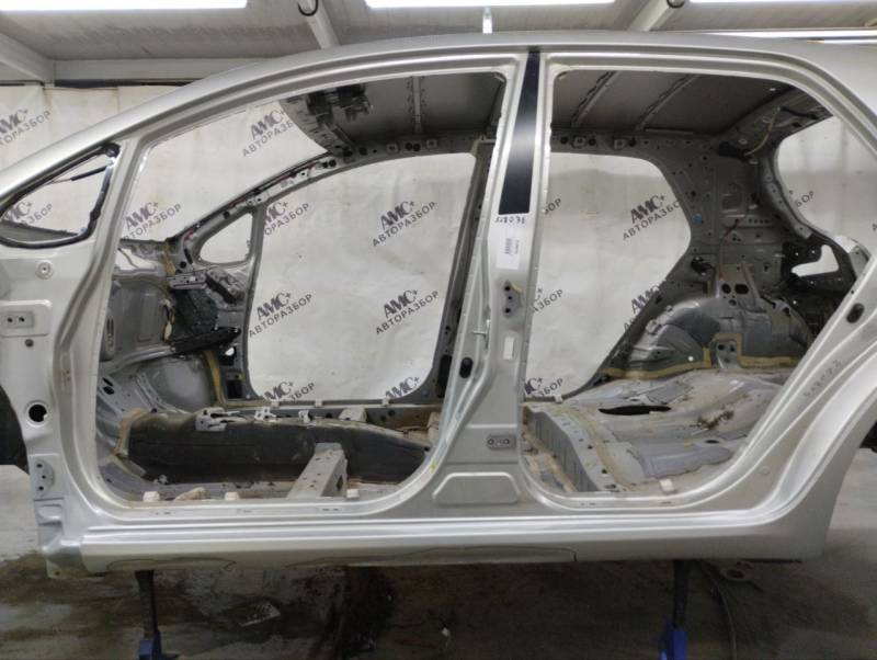Порог со стойкой левый Toyota Auris (E150) 2006-2012