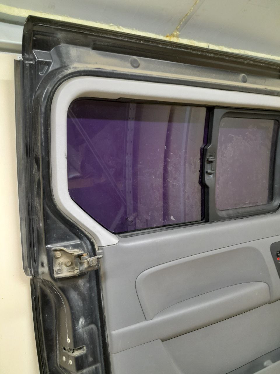 Дверь сдвижная Hyundai Starex H1/Grand Starex 2007>