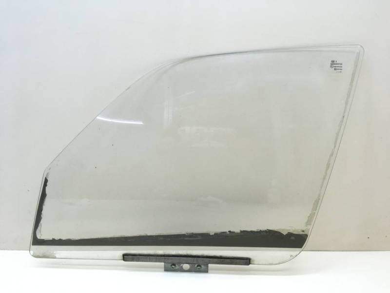 Стекло двери передней левой Chevrolet Niva 2002-2009