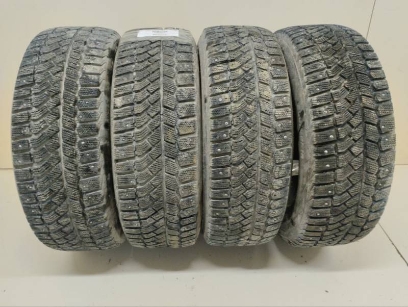 Шины к-кт R16 Зимние шипованные VIATTI BRINA NORDICO