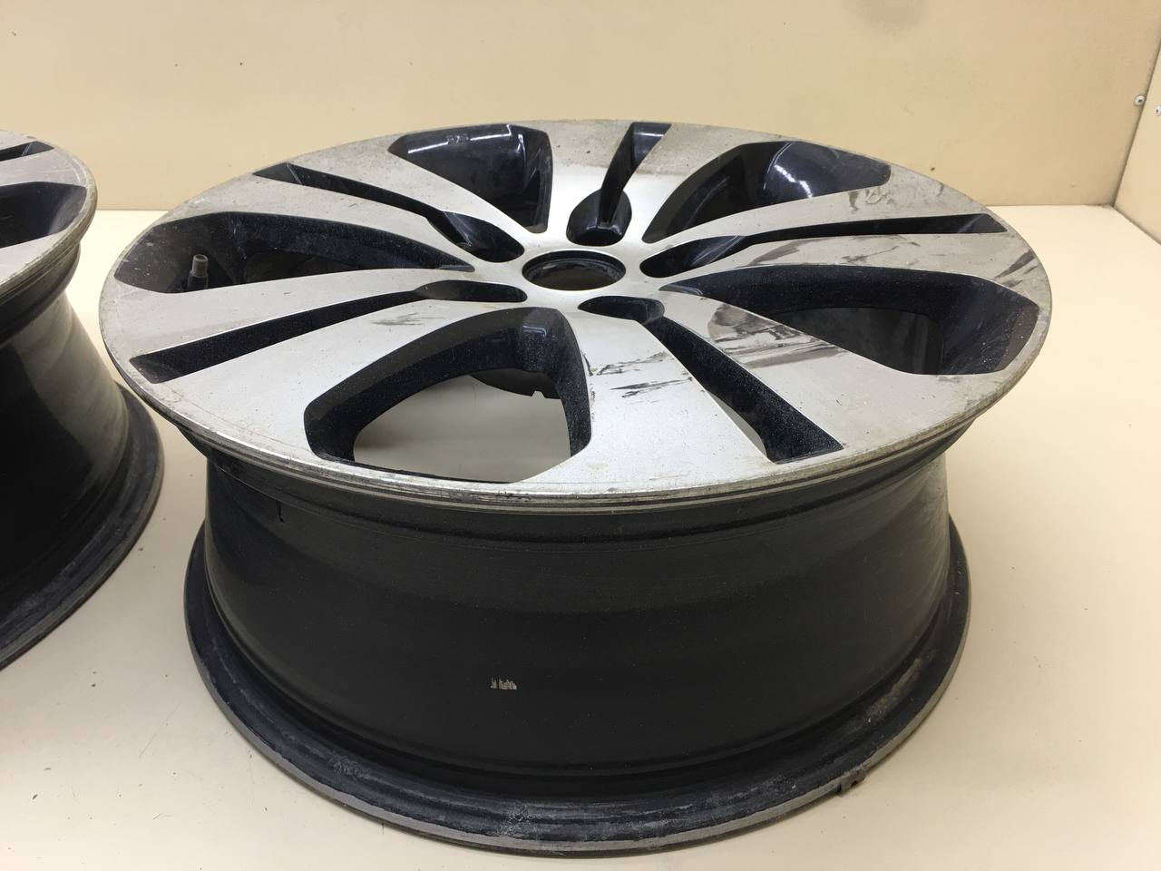 Диски R18 Литые