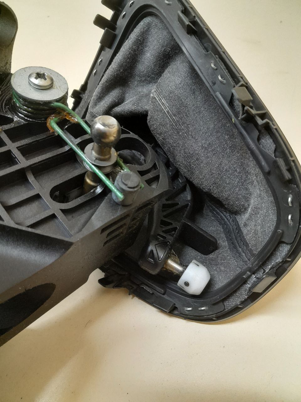 Кулиса КПП Toyota Auris (E150) 2006-2012