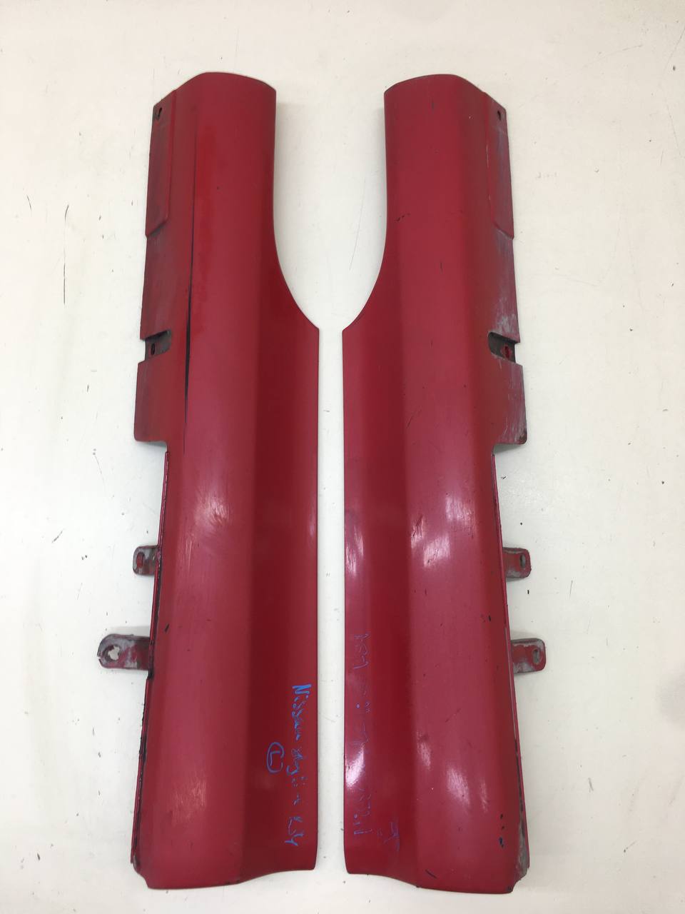 Накладка на порог (наружная) Nissan Skyline (R34) 1998-2001
