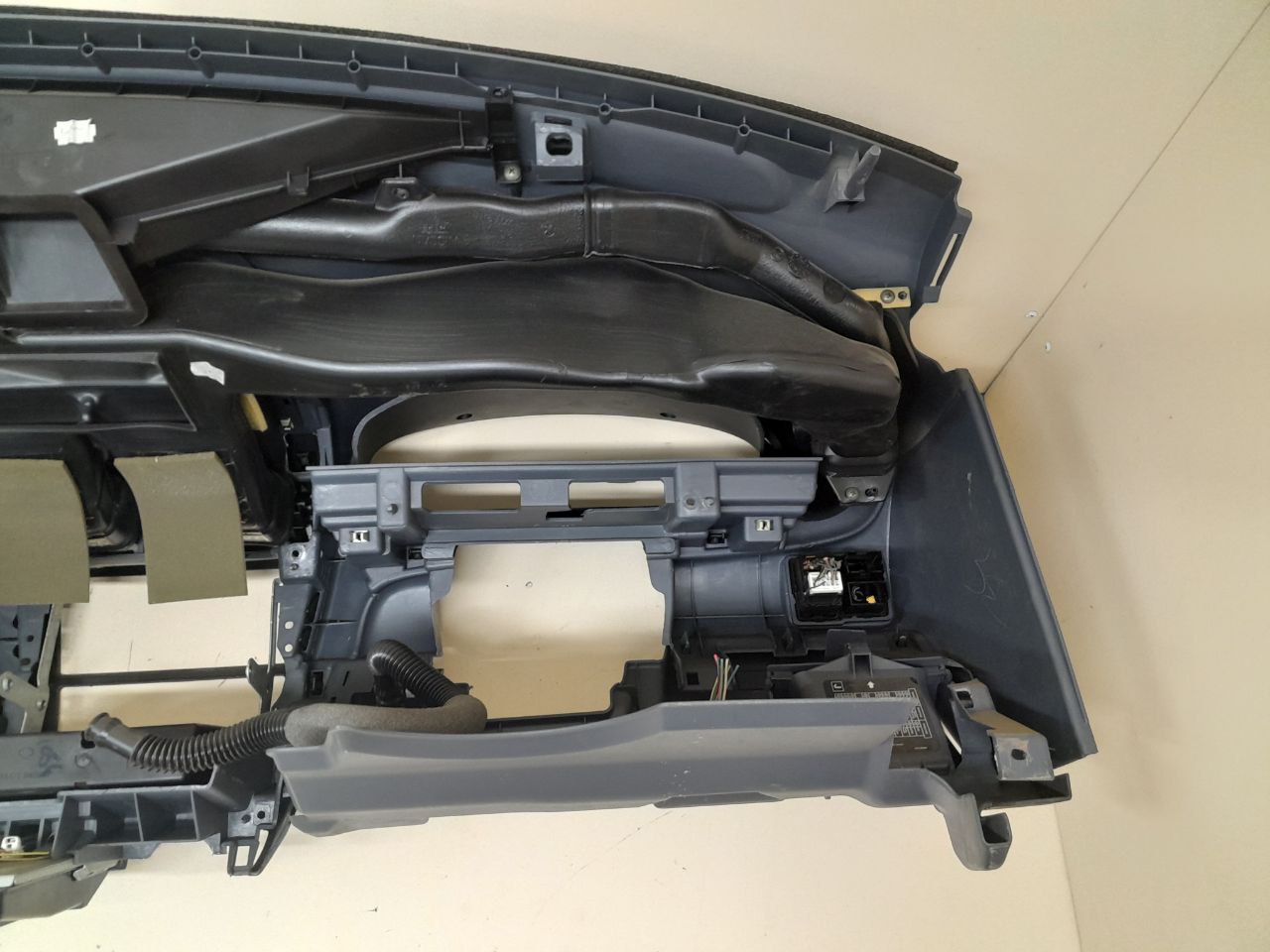 Подушка безопасности (комплект) Nissan Almera (N16) 2000-2006 Подушка безопасности (комплект) Nissan Almera (N16) 2000-2006