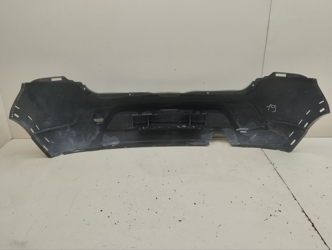 Бампер задний Renault Sandero 2009-2014