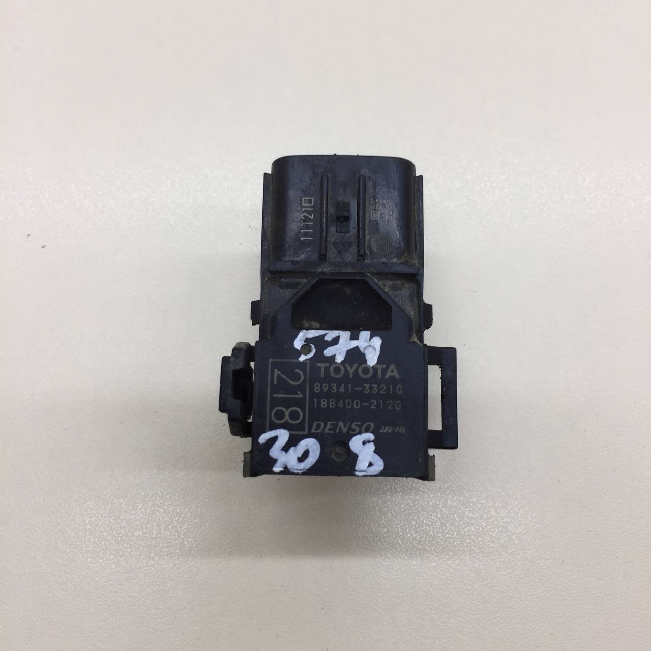 Датчик парковки Toyota Camry (XV50) 2011-2017 Датчик парковки Toyota Camry (XV50) 2011-2017