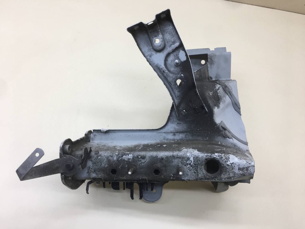 Кузовной элемент Volkswagen Passat B6 2005-2010 Кузовной элемент Volkswagen Passat B6 2005-2010