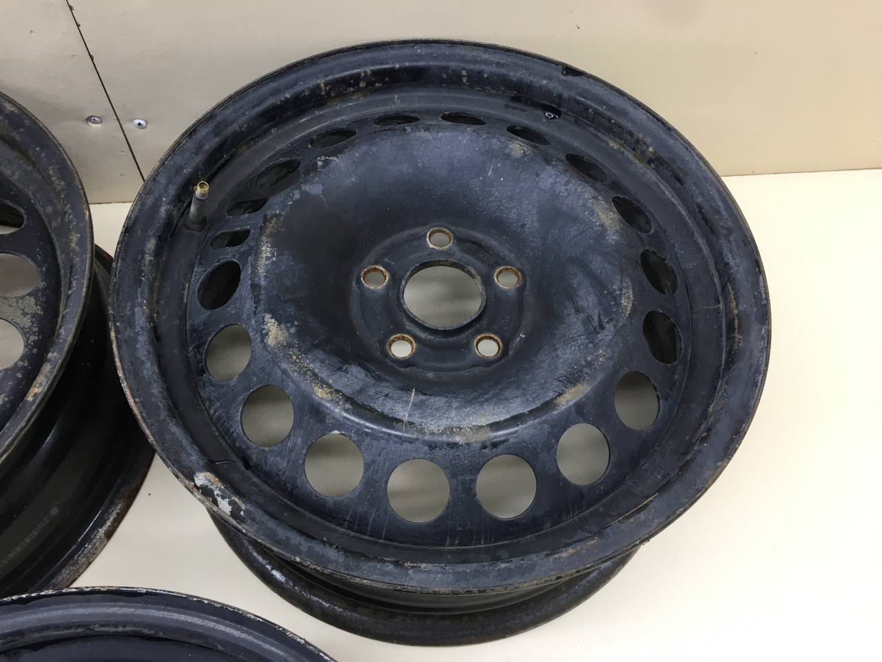 Диски к-кт R16 Штампованные