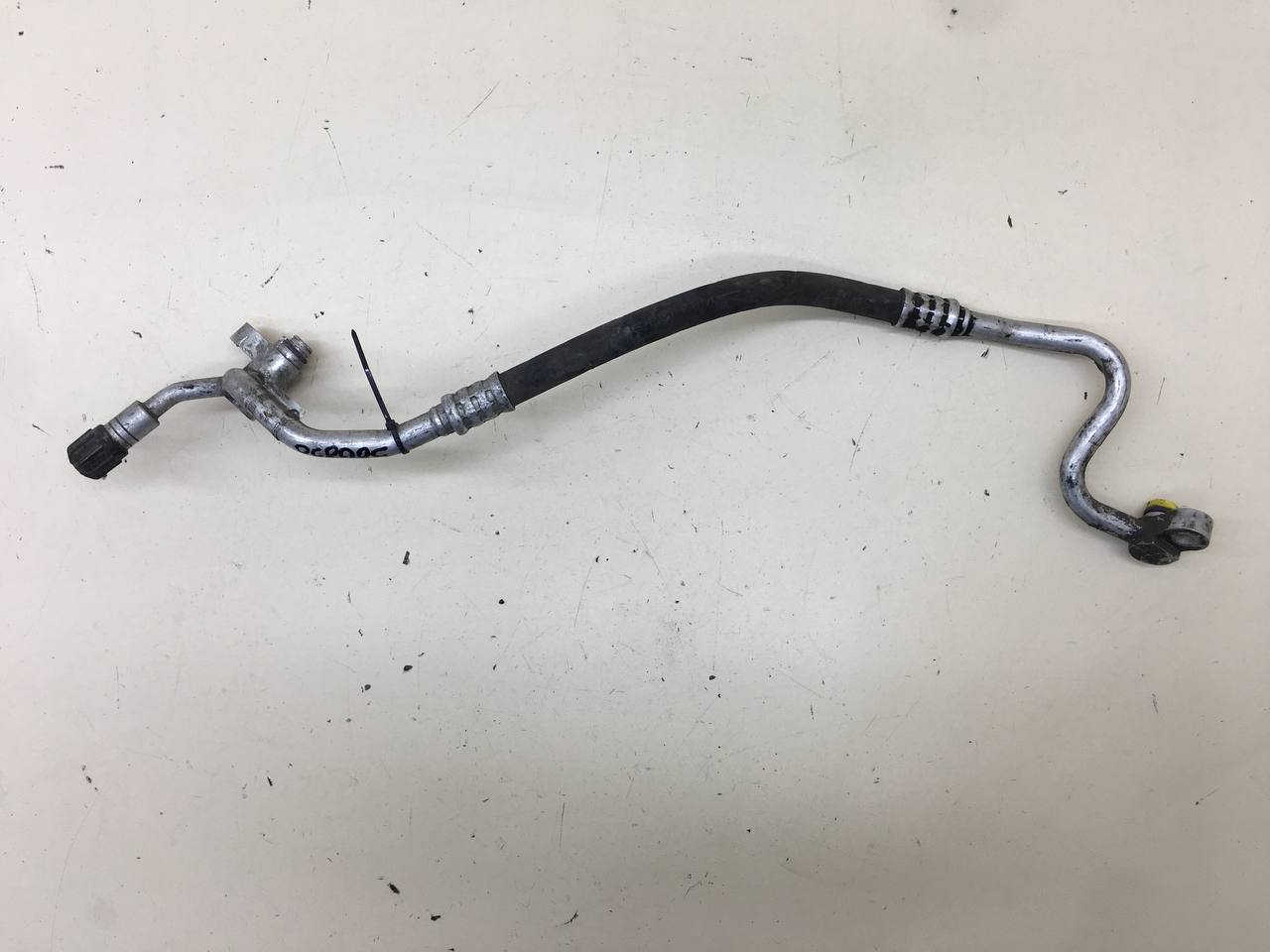 Трубка кондиционера BMW 7-Series F01,F02  2008-2015