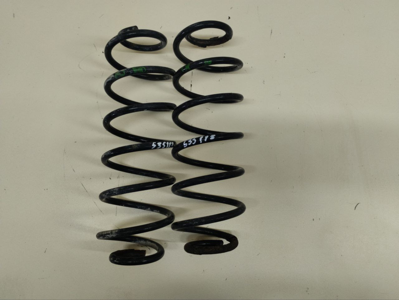 Пружина задняя Ford Fusion (JU) 2002-2012 Пружина задняя Ford Fusion (JU) 2002-2012