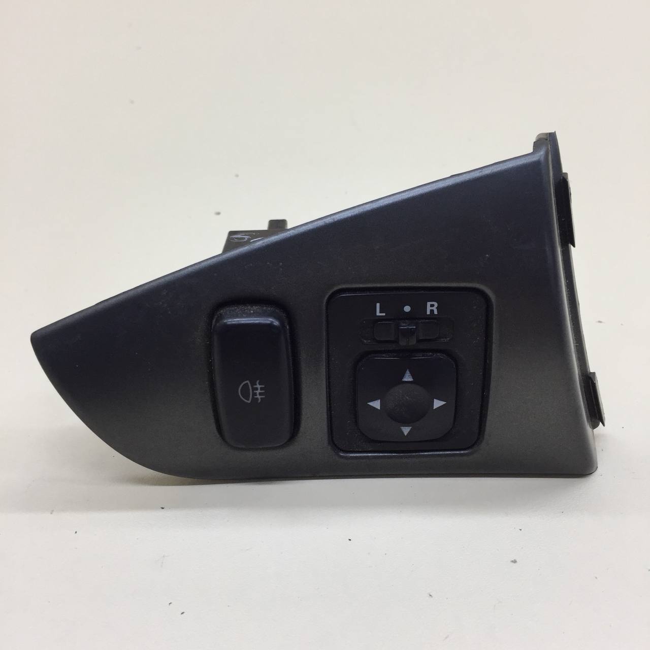 Блок кнопок Mitsubishi Lancer 9  (CS/Classic) 2000-2011