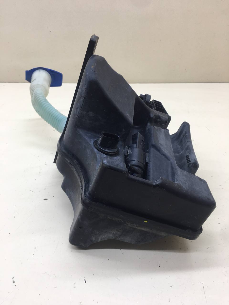 Бачок омывателя лобового стекла Volkswagen Polo (MK5) 2011-2020