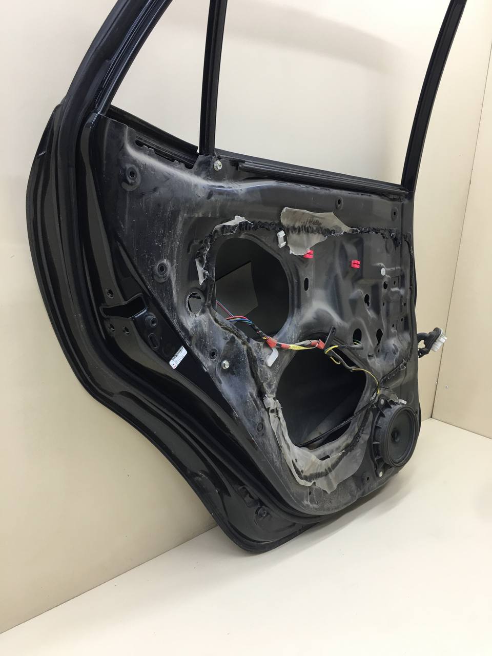 Дверь задняя левая Toyota Auris (E150) 2006-2012 Дверь задняя левая Toyota Auris (E150) 2006-2012