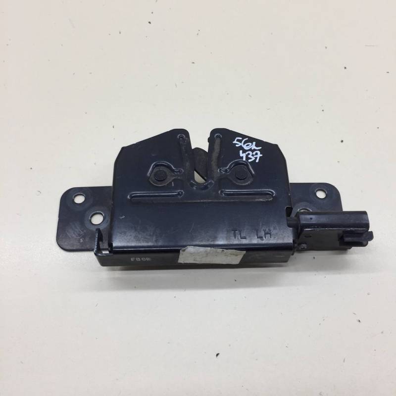 Замок капота Hyundai Tucson (TL) 2015-2021 Замок капота Hyundai Tucson (TL) 2015-2021