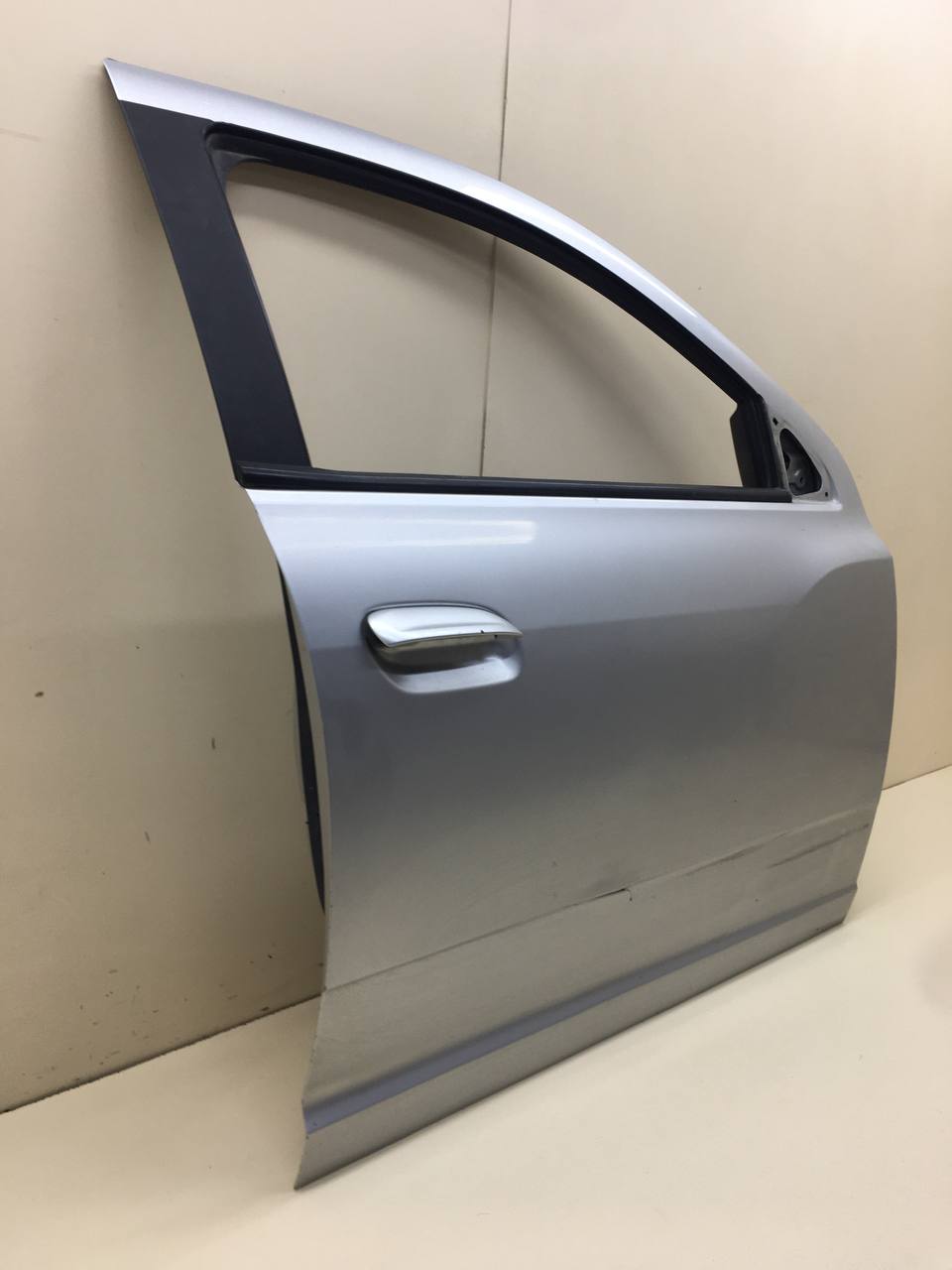 Дверь передняя правая Chevrolet Cobalt (T250) 2011-2015 Дверь передняя правая Chevrolet Cobalt (T250) 2011-2015