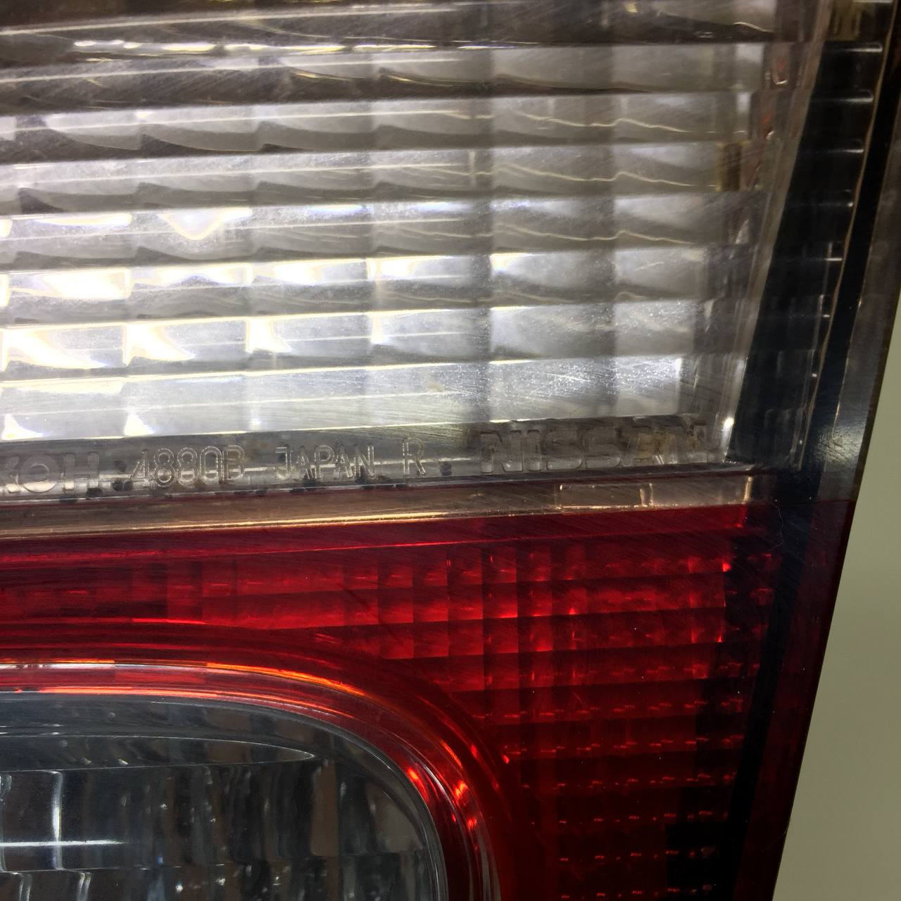 Фонарь задний внутренний правый Nissan Almera (N16) 2000-2006