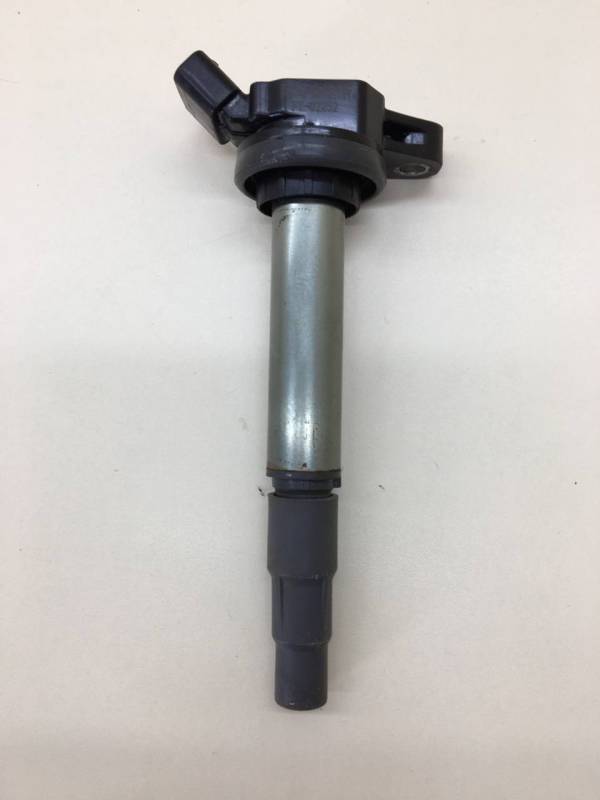 Катушка зажигания Toyota Rav 4 (A30) 2006-2013 Катушка зажигания Toyota Rav 4 (A30) 2006-2013