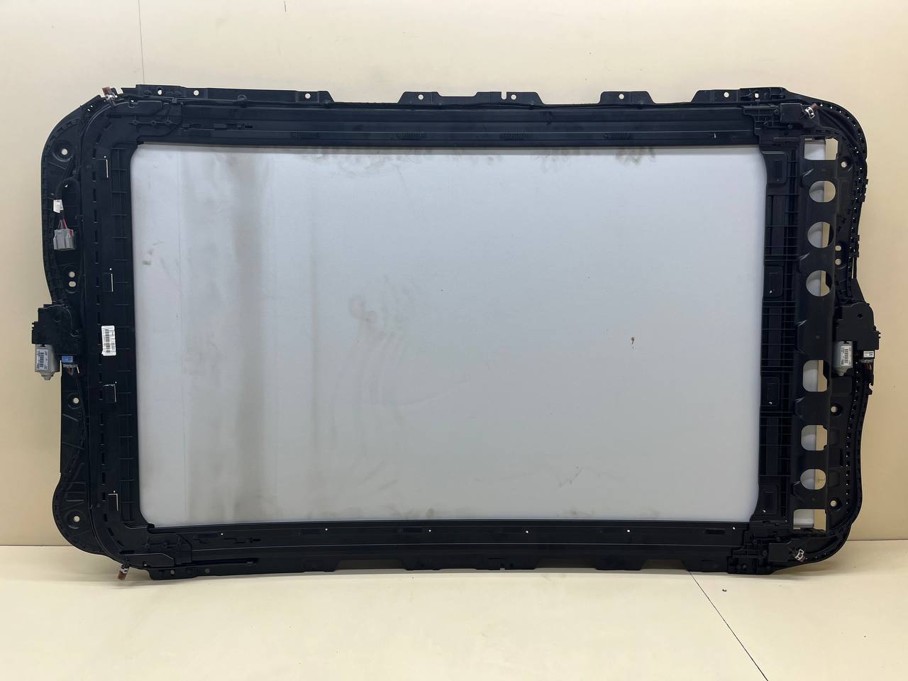 Люк в сборе электрический Changan UNI-K 2020>