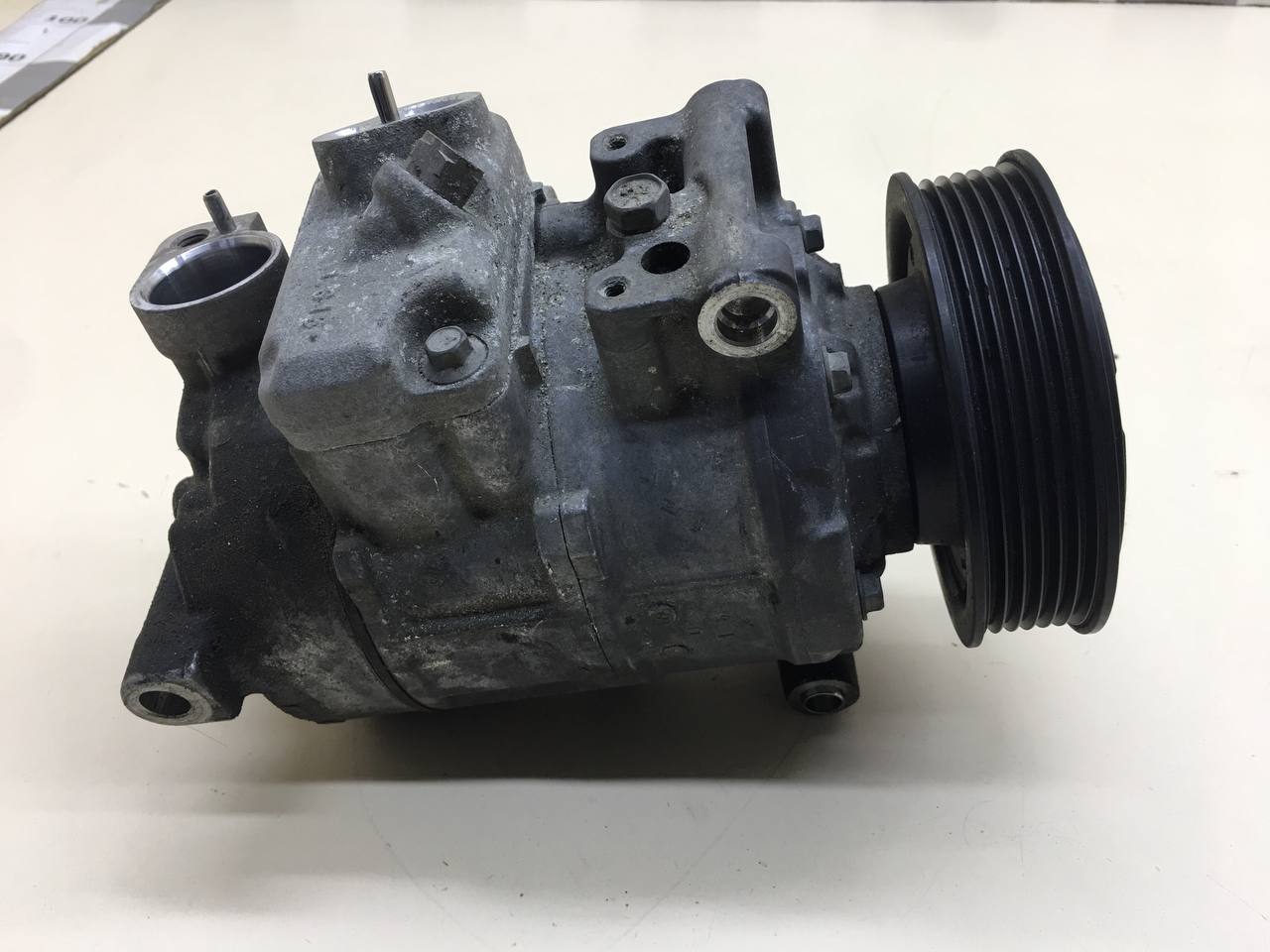 Компрессор системы кондиционирования Volkswagen Passat B7 2011-2015