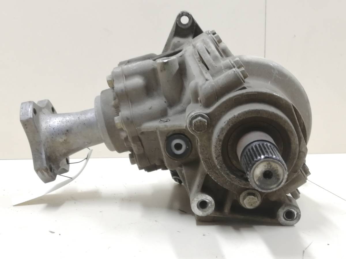 Коробка раздаточная Renault Duster (HSA, HSM) 2012> Коробка раздаточная Renault Duster (HSA, HSM) 2012>