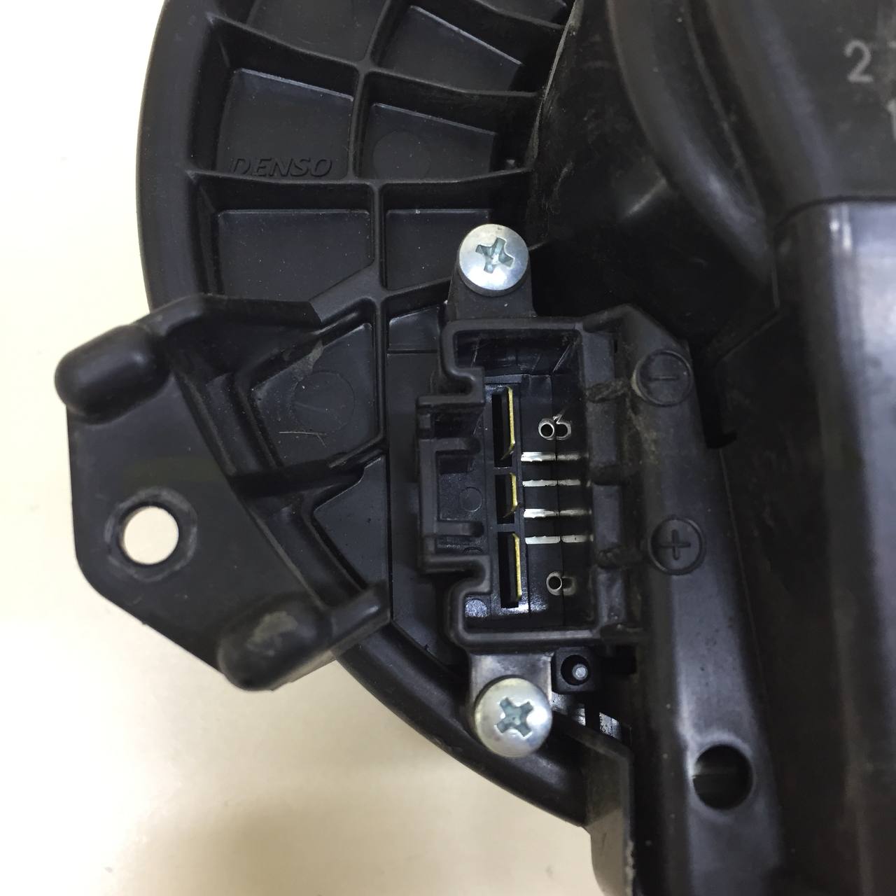Моторчик отопителя Toyota Rav 4 (A30) 2006-2013 Моторчик отопителя Toyota Rav 4 (A30) 2006-2013
