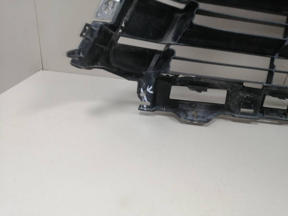 Решетка радиатора Lexus LX450D/570 2015>