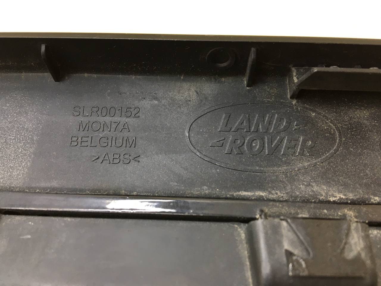 Накладка переднего крыла левого Land Rover Range Rover Sport 2005-2012