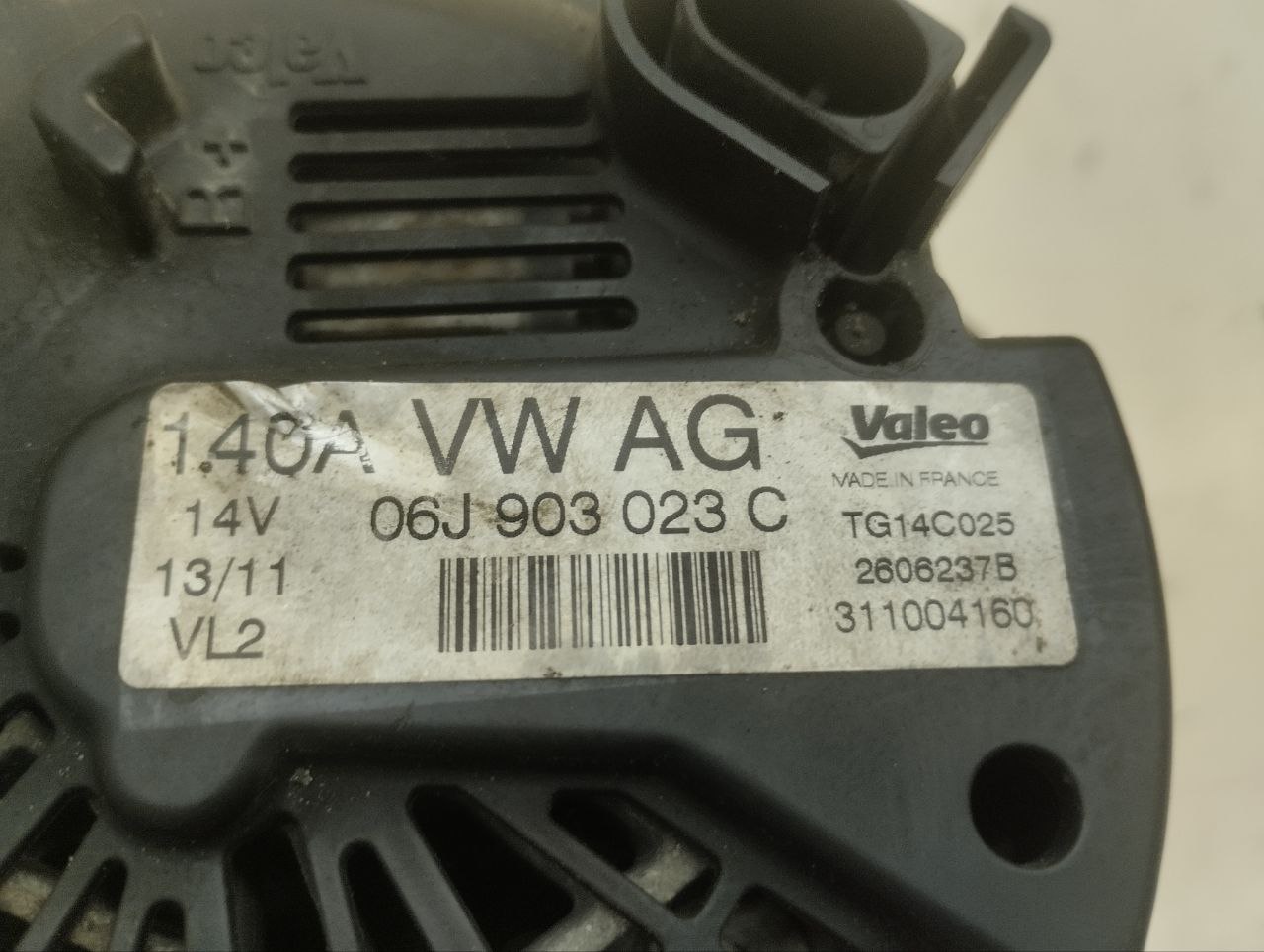 Генератор Volkswagen Passat B7 2011-2015 Генератор Volkswagen Passat B7 2011-2015