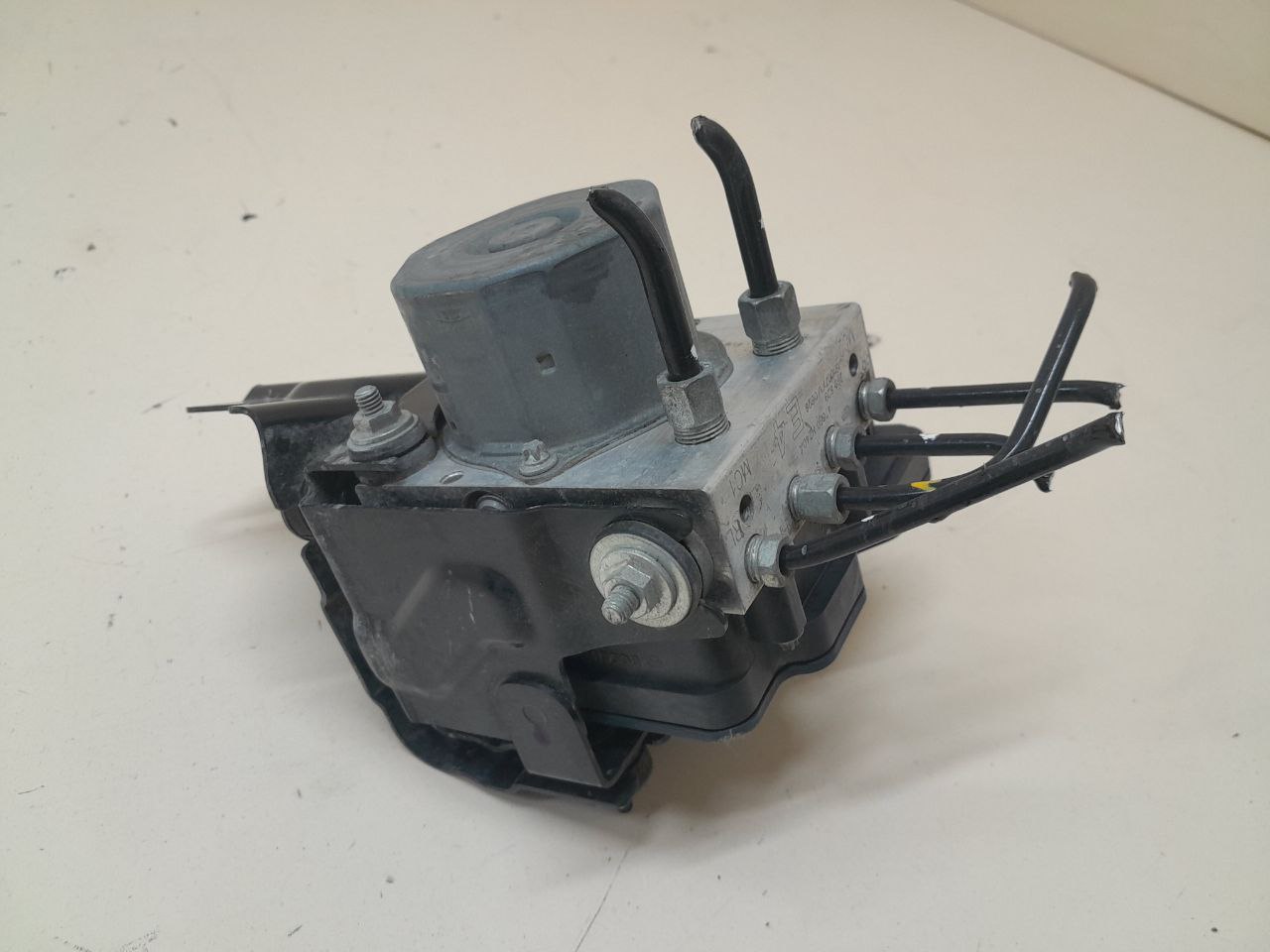 Блок ABS (насос) Nissan Qashqai (J11) 2014> Блок ABS (насос) Nissan Qashqai (J11) 2014>