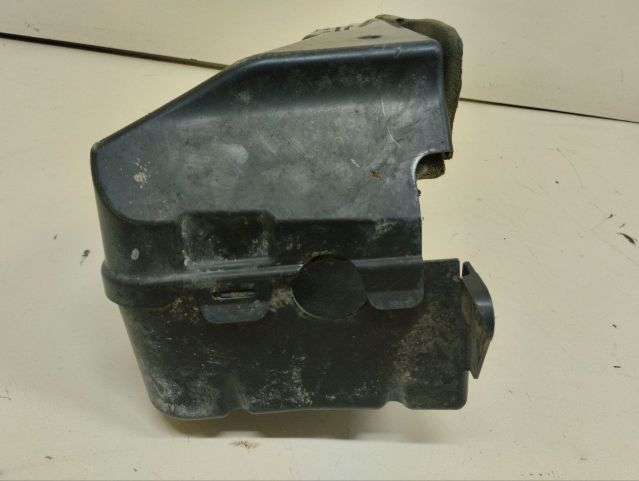 Пыльник (кузов наружные) Land Rover Discovery 3 2004-2009 Пыльник (кузов наружные) Land Rover Discovery 3 2004-2009