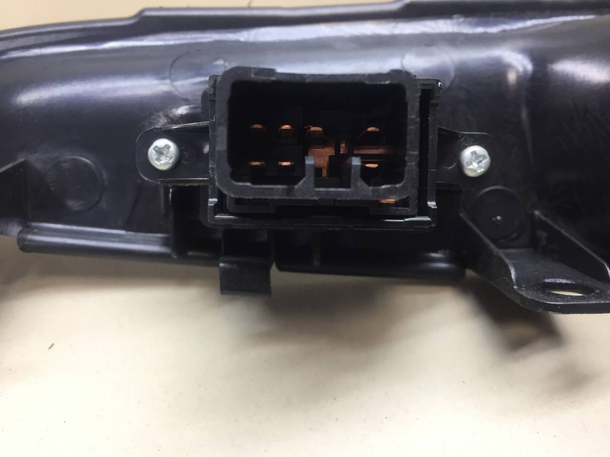 Кнопка стеклоподъемника Kia Picanto (TA) 2011-2017