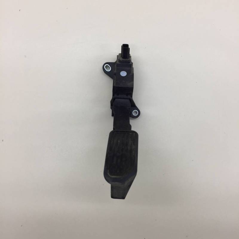 Педаль газа Toyota Corolla E180 2013-2019