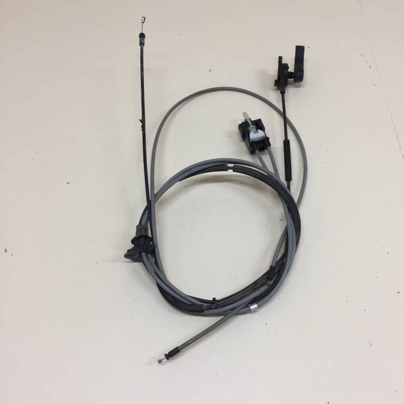 Ручка открывания капота Renault Sandero Stepway (5S) 2014-2022 Ручка открывания капота Renault Sandero Stepway (5S) 2014-2022