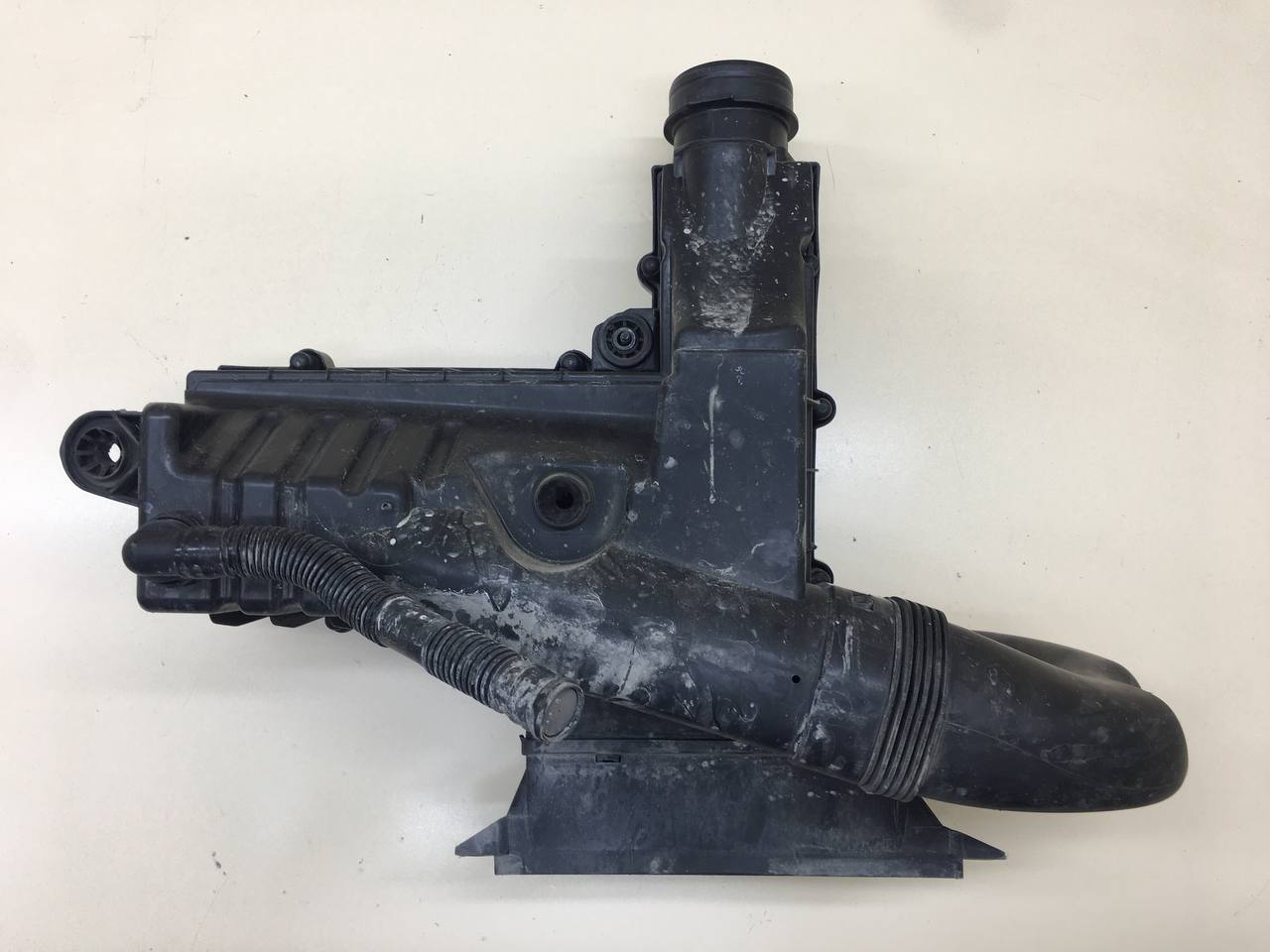 Корпус воздушного фильтра Volkswagen Tiguan (5N1) 2007-2011