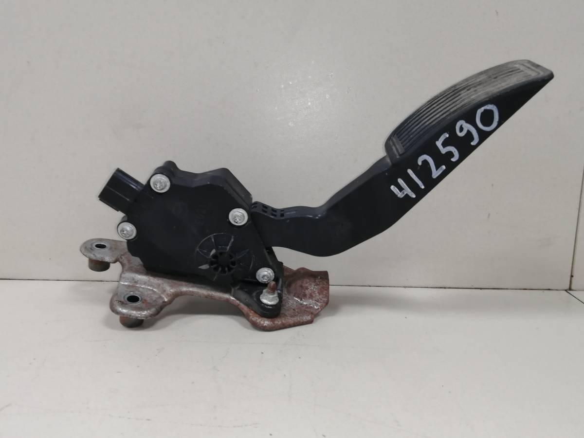 Педаль газа Mazda CX-7 (ER) 2006-2012