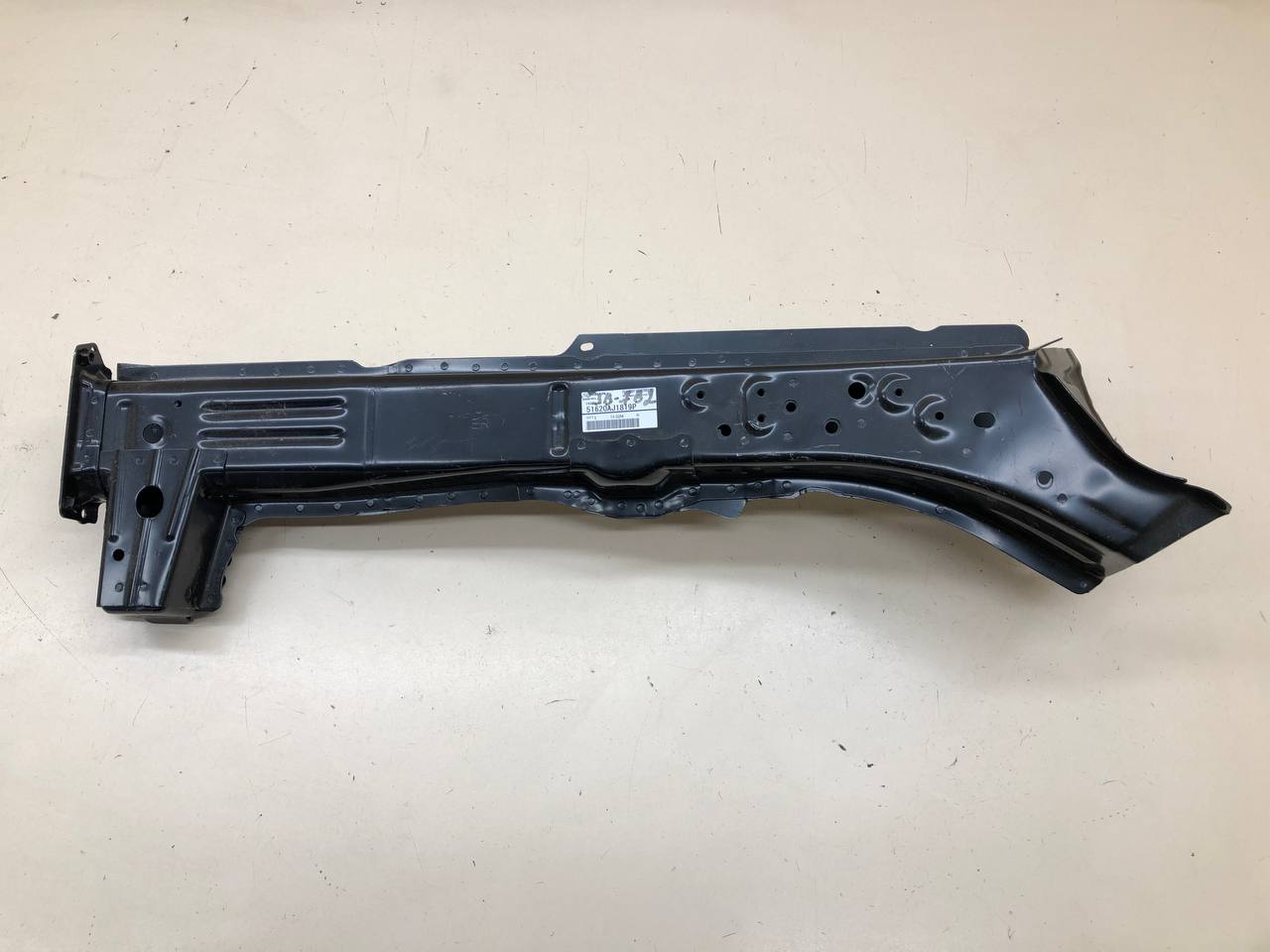 Лонжерон передний правый Subaru Legacy (BM/BR/B14) 2009-2015 Лонжерон передний правый Subaru Legacy (BM/BR/B14) 2009-2015