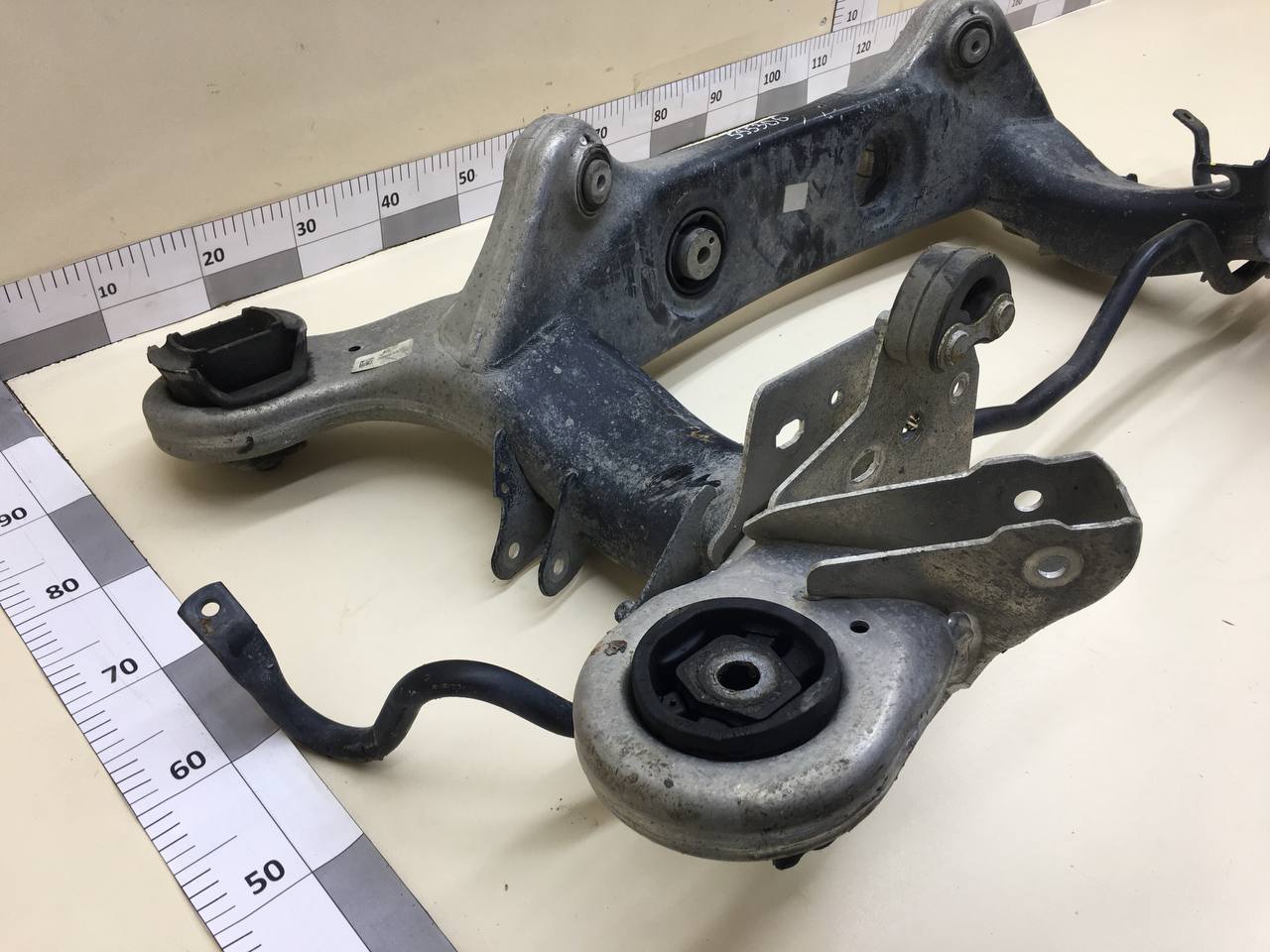 Балка задняя Mercedes-Benz S-Class (W221) 2005-2013