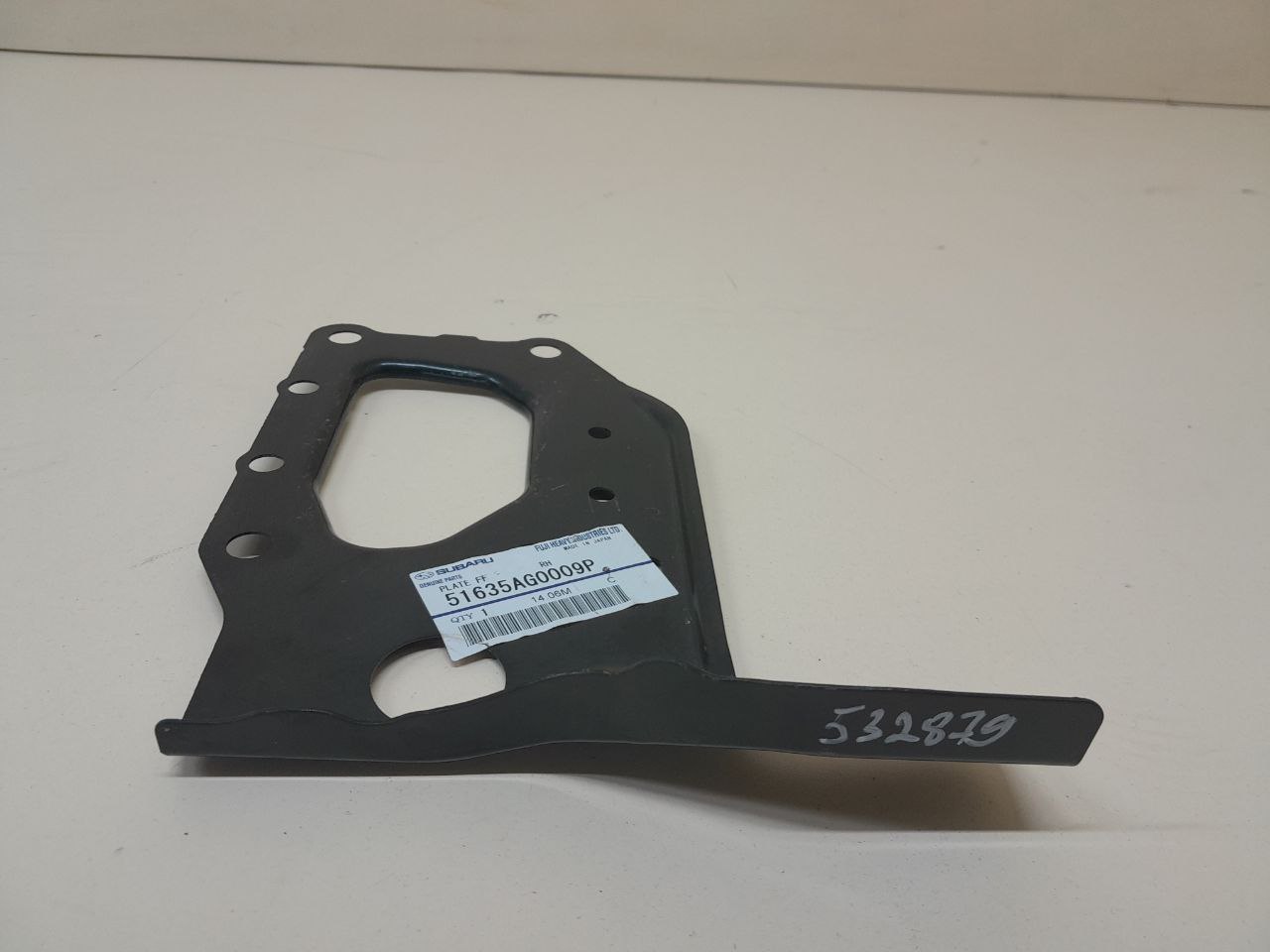 Кронштейн усилителя переднего бампера Subaru Forester (S12) 2008-2012