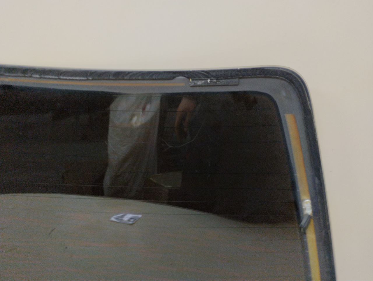 Стекло заднее Nissan Almera Classic (B10) 2006-2013 Стекло заднее Nissan Almera Classic (B10) 2006-2013