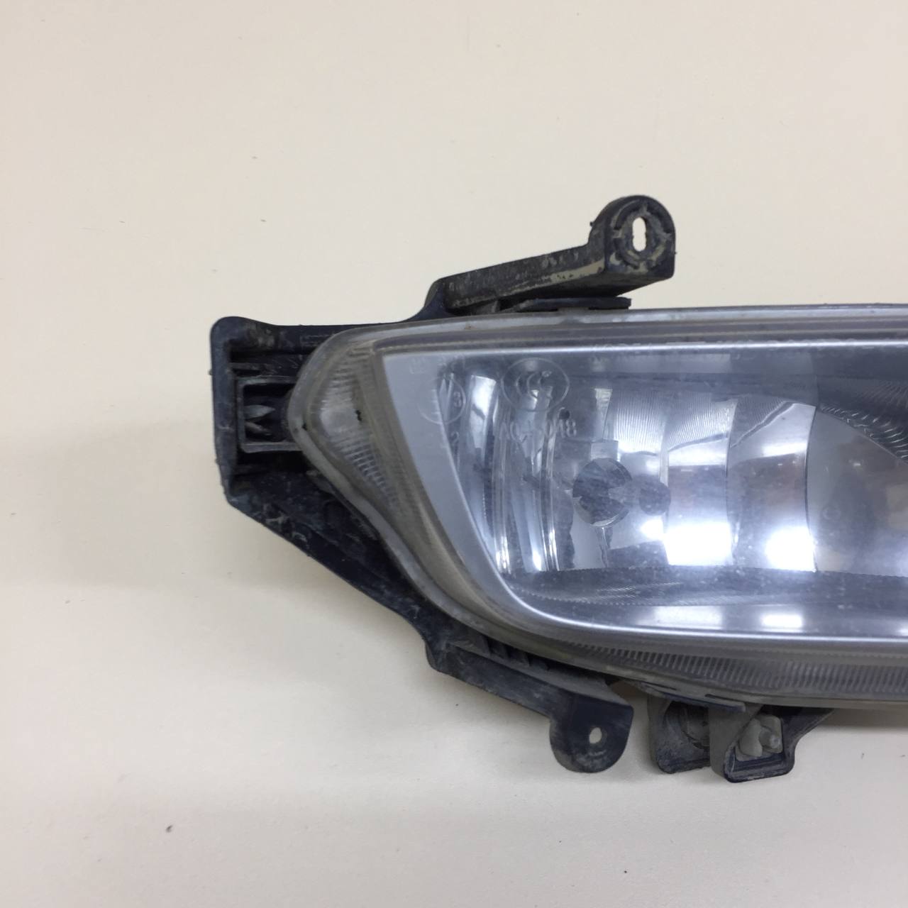 Фара противотуманная правая Hyundai Starex H1/Grand Starex 2007> Фара противотуманная правая Hyundai Starex H1/Grand Starex 2007>