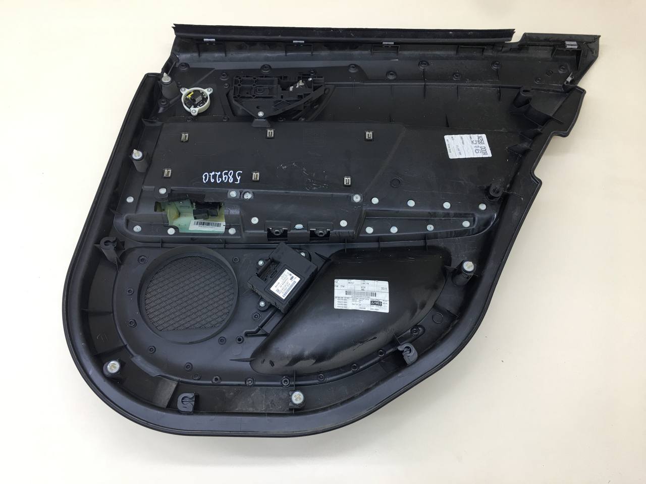 Обшивка двери задней левой Jaguar XF 2007-2015