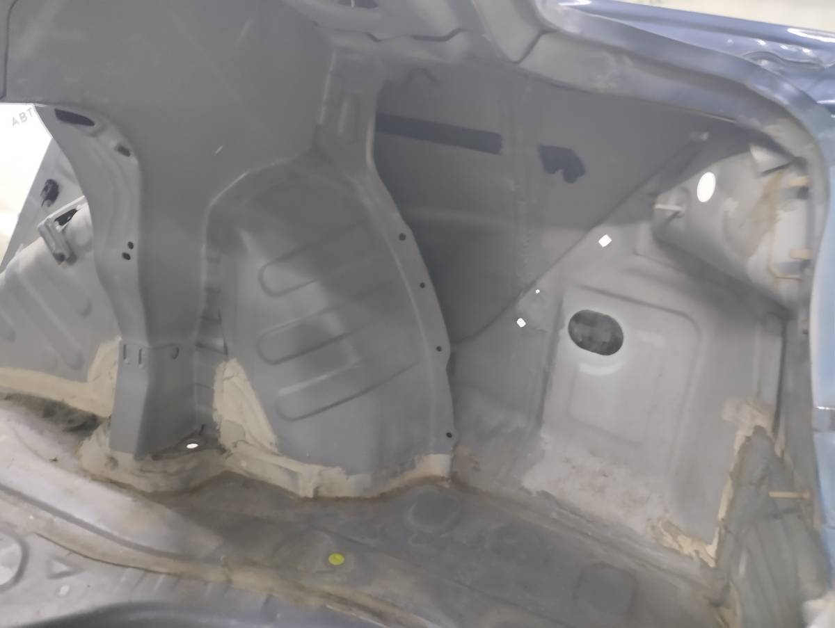 Крыло заднее правое Mitsubishi Lancer X (CX, CY) 2007> Крыло заднее правое Mitsubishi Lancer X (CX, CY) 2007>