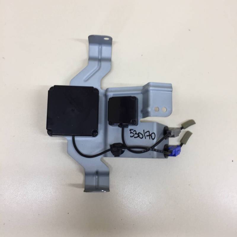 Антенна Mitsubishi Outlander (GF) 2012>