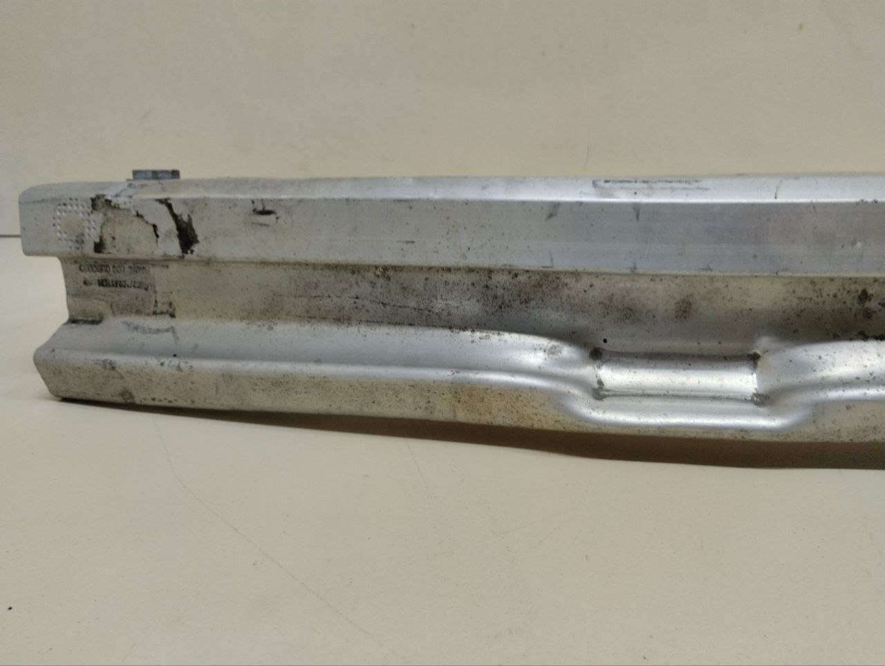 Усилитель заднего бампера Audi Q5 (8R) 2008-2017