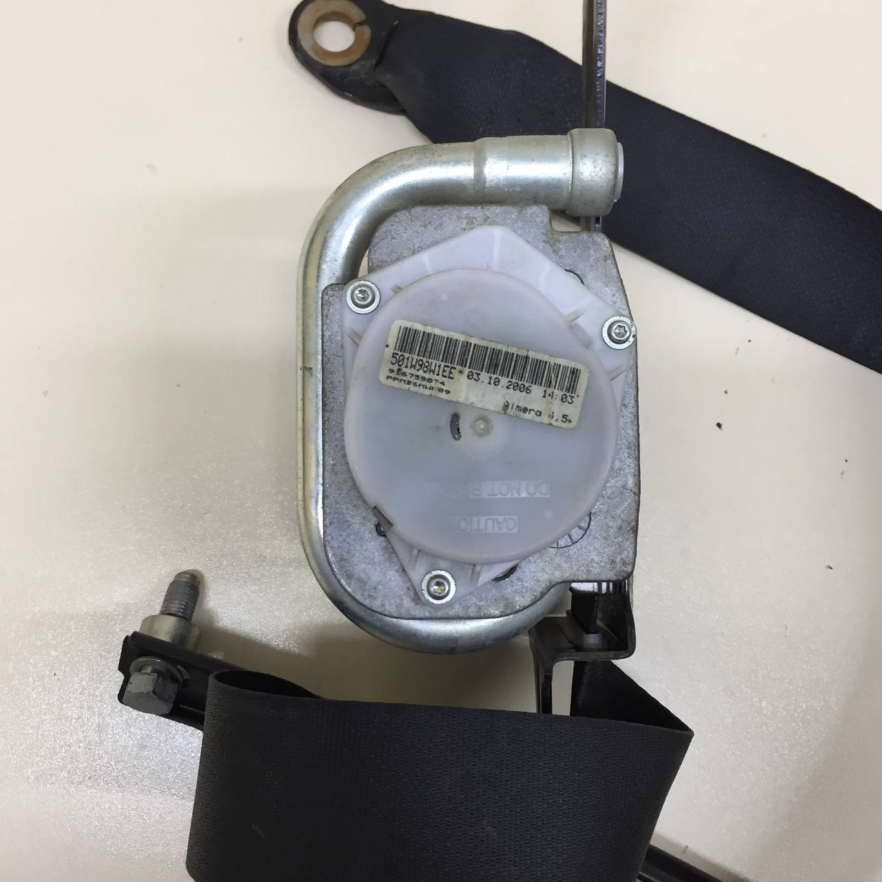 Ремень безопасности с пиропатроном Nissan Almera (N16) 2000-2006