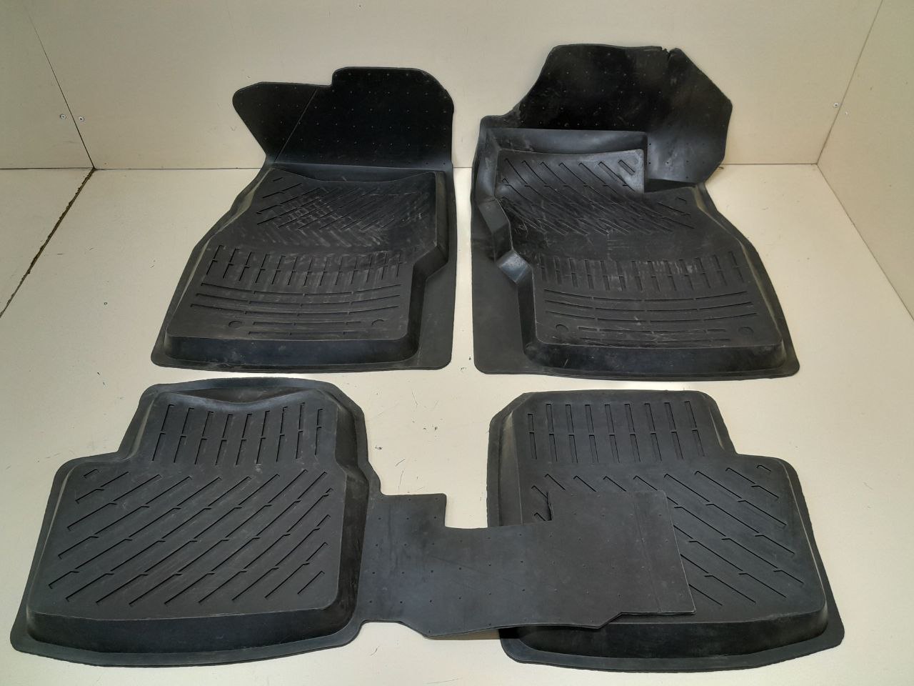 К-кт ковриков салона Opel Corsa (D) 2006-2015 К-кт ковриков салона Opel Corsa (D) 2006-2015