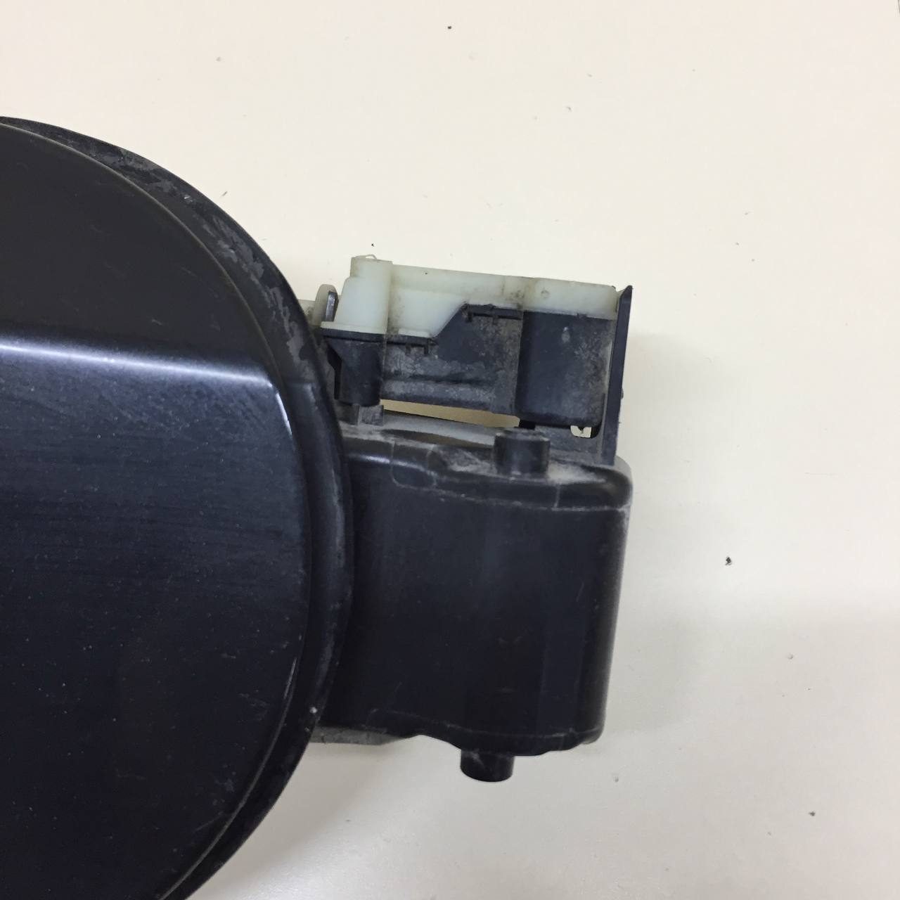 Лючок бензобака Chevrolet Cruze (J300) 2009-2016