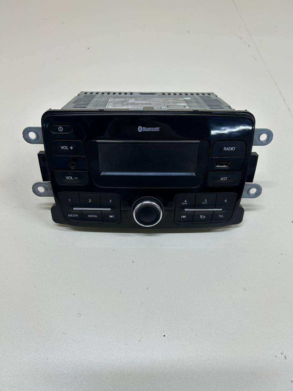 Магнитола Renault Duster (HSA, HSM) 2012> Магнитола Renault Duster (HSA, HSM) 2012>